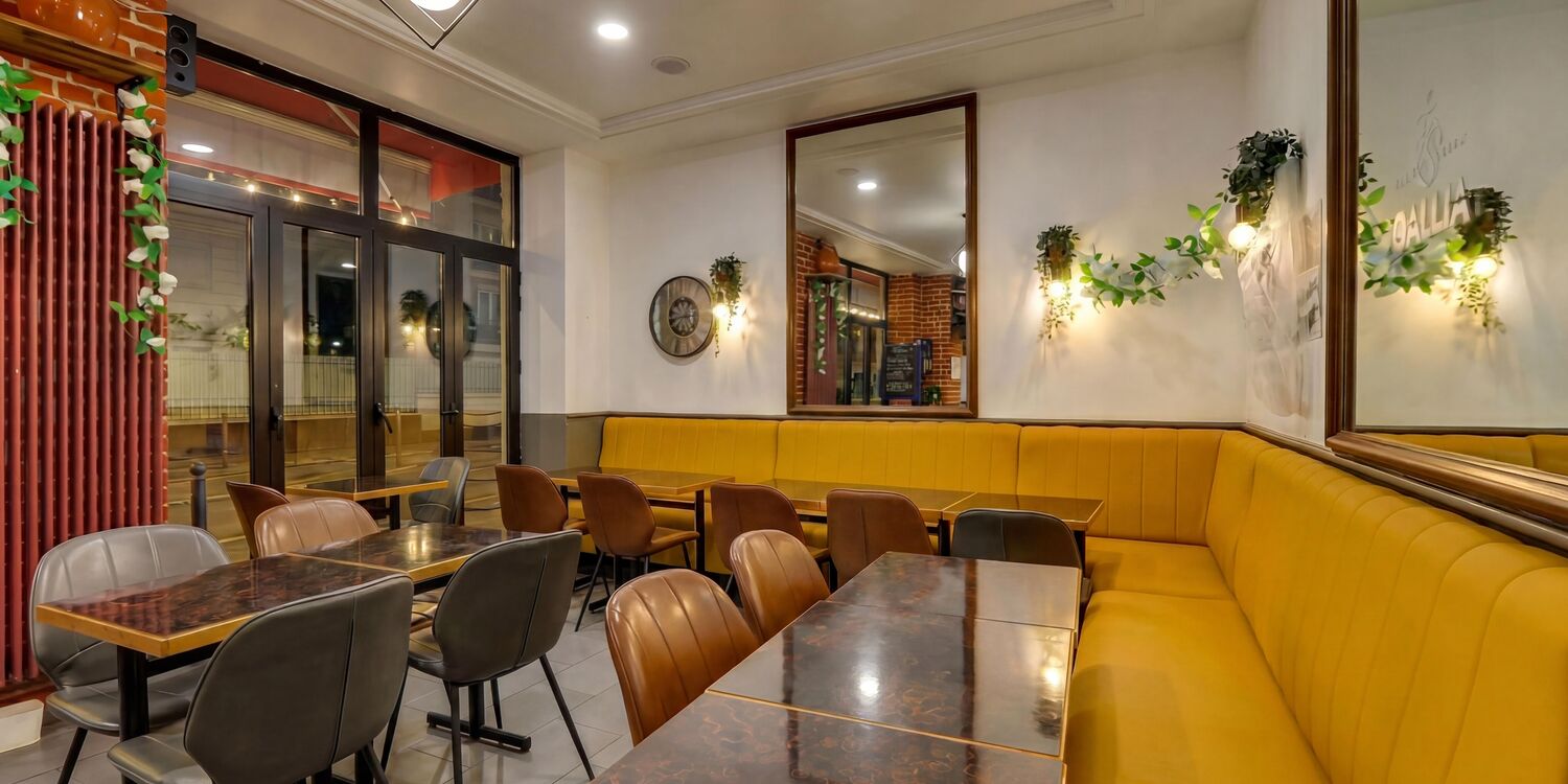 Brasserie du Trône, bar
