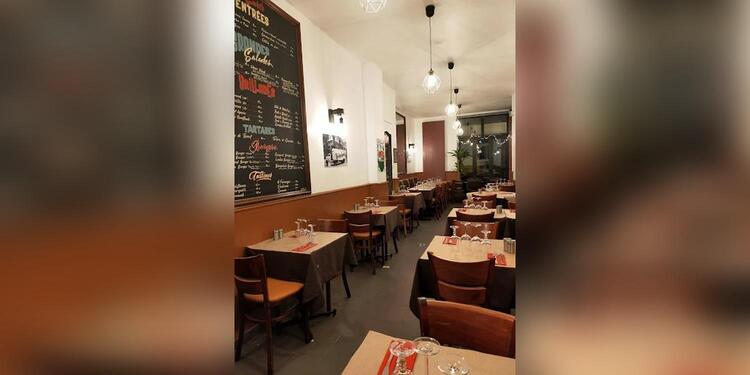 Le trône, restaurant