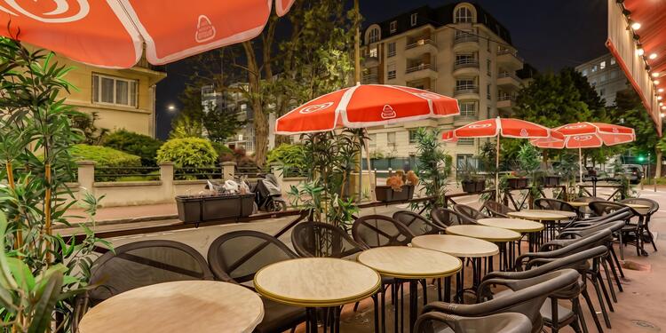 Brasserie du Trône, bar