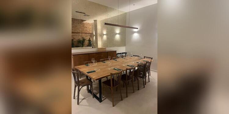 Entier, restaurant