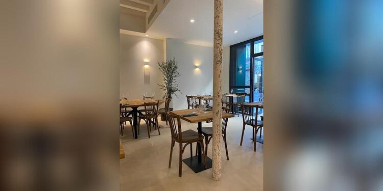 Entier, restaurant