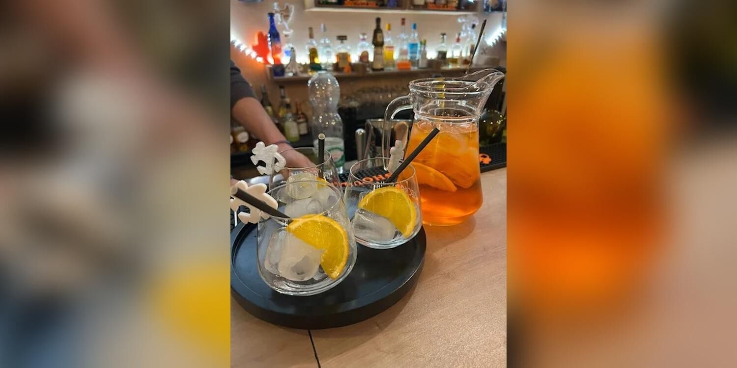 LE BULLE DINGUE, bar