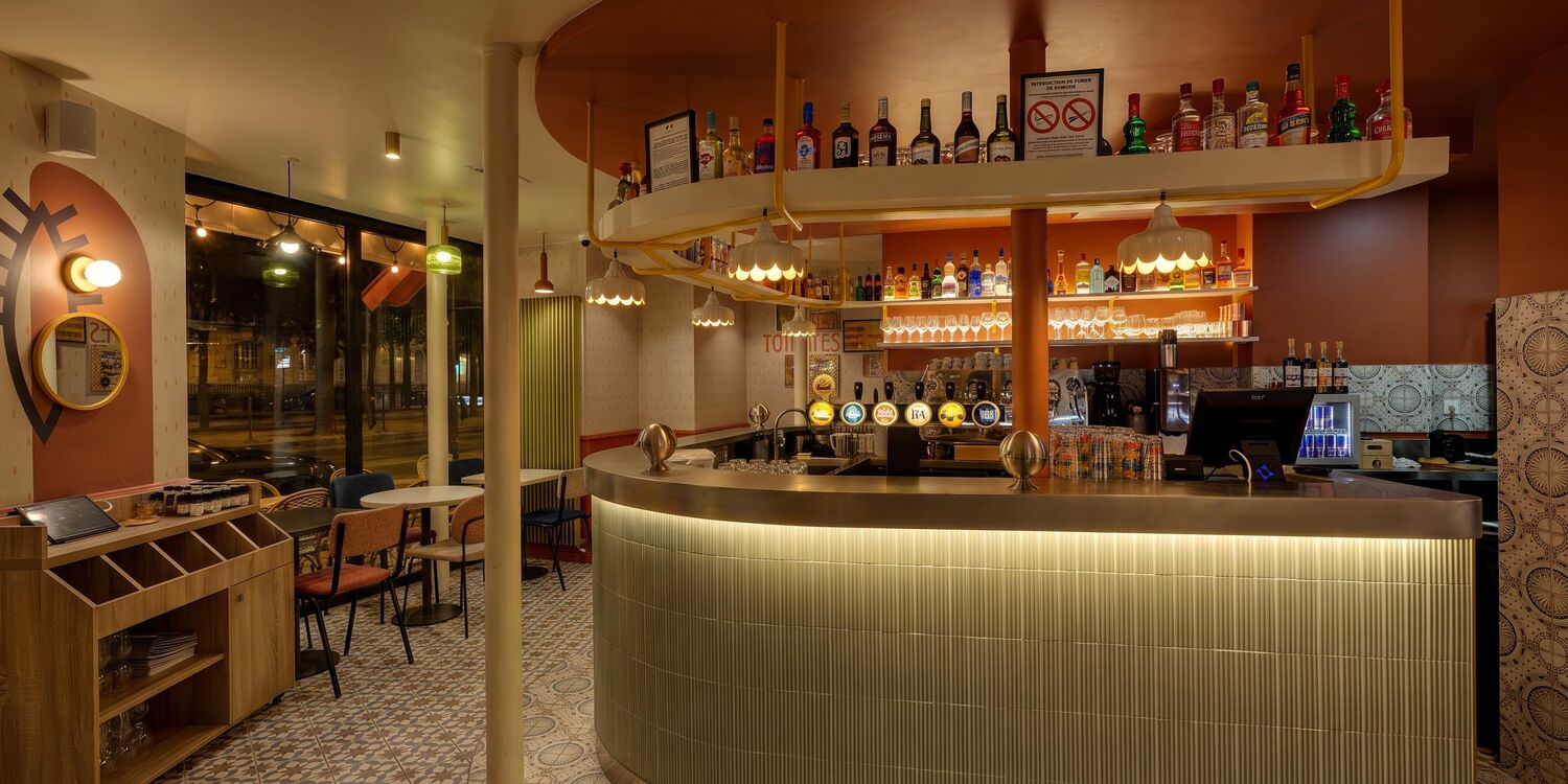 COMPTOIR LÉO, bar