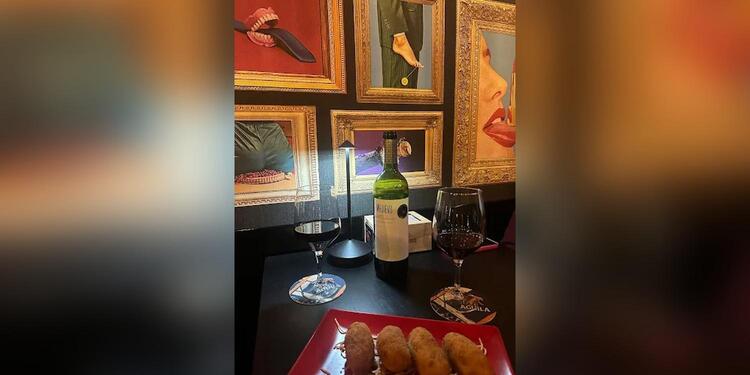 Pop Art Tapas Bar, bar
