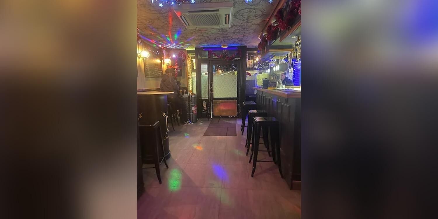 Dorian's pub, bar