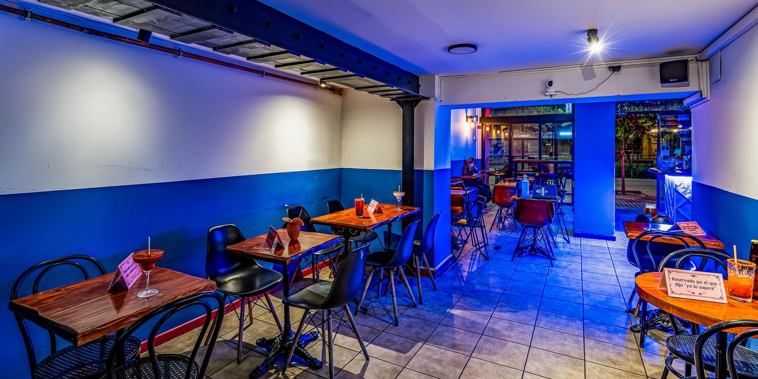 La Curandera Bar, bar