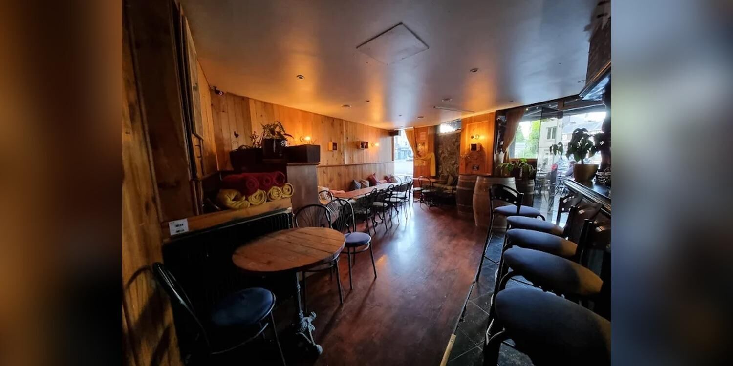 Moby's Café, bar