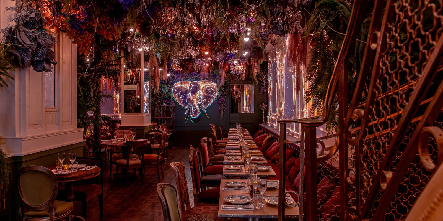 Jungle Palace by Ephemera - Privatisation, rental_room