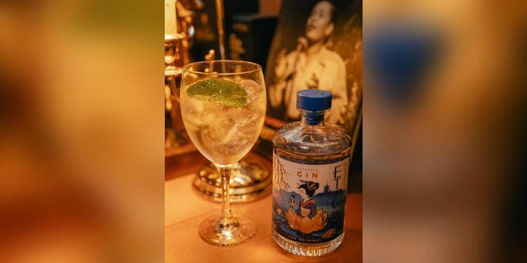 Cocteleria Mary Pickford, bar