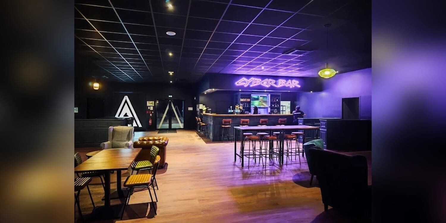 EVA Savigny-le-Temple, bar