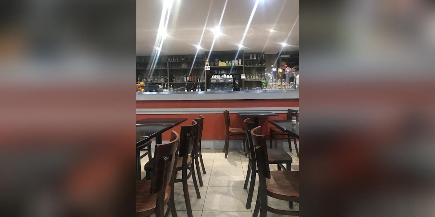 Le Coq D'Or, restaurant