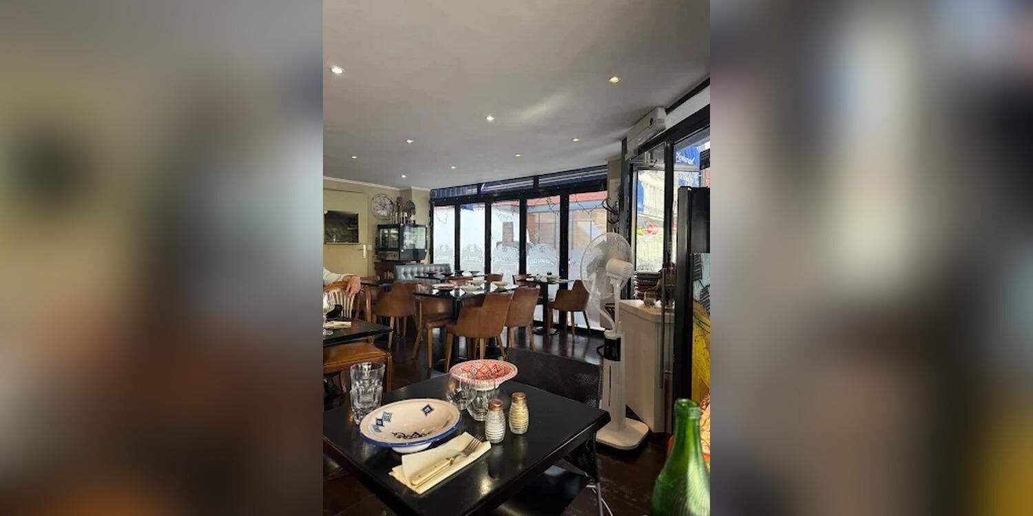 Le Coq D'Or, restaurant