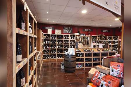 V and B Poitiers, Bar Biard Biard #0