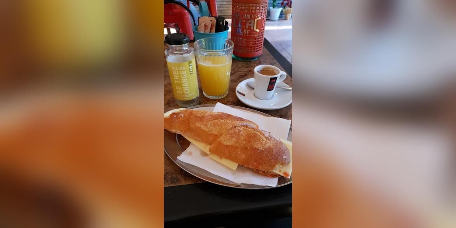 Madre Mia, bar