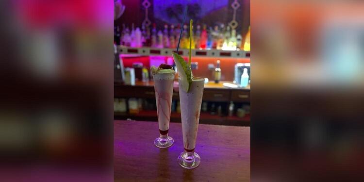 Bar Hawaiano Royalty Kiwai/shishas/cocteleria, bar