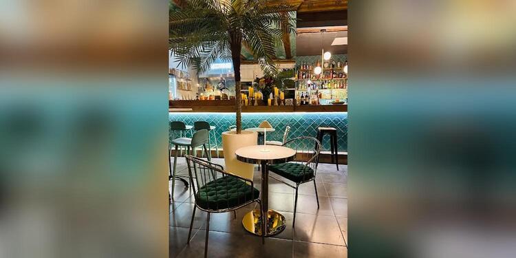 Reinverso Bar, restaurant