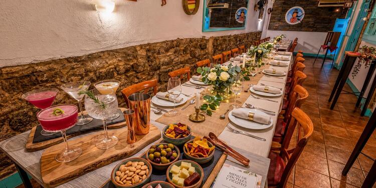 Suma Manq´a Bar, bar