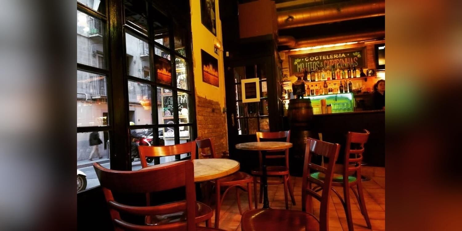 Bar El Cine, bar