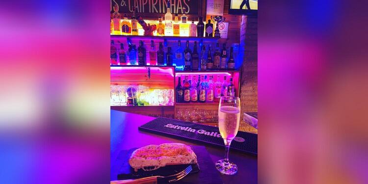 Bar El Cine, bar