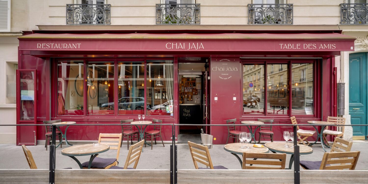 Chai Jaja, bar