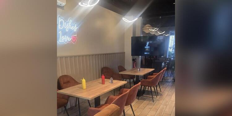 Appuchi : Café & Bar & Restaurant, bar