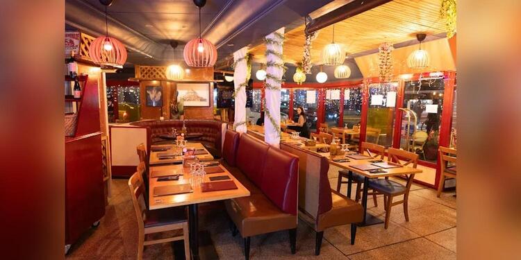 Café Foresta, bar