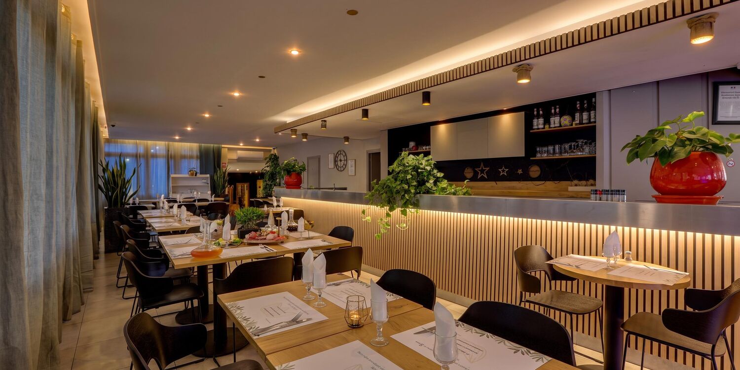 Restaurant le Sénia - Grillades au Feu de Bois, restaurant