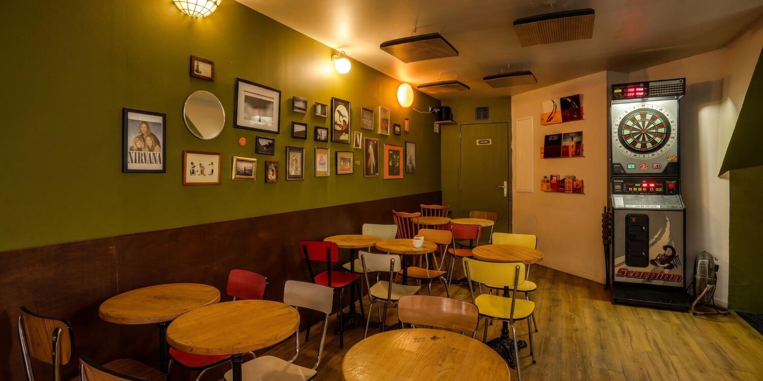 Lipopette Bar, bar