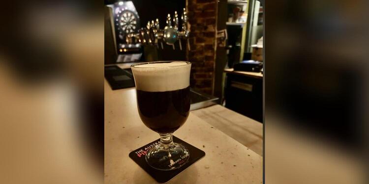 Lipopette Bar, bar