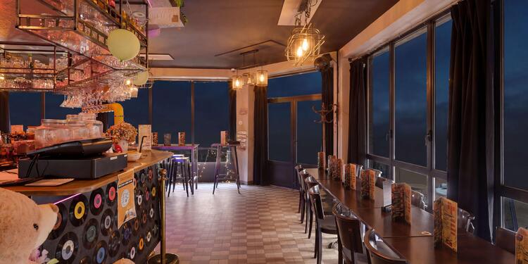 Verre Gule BAR, bar