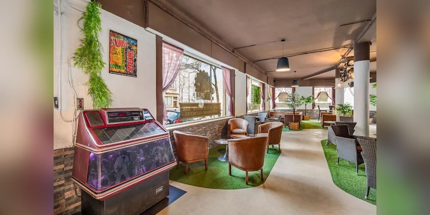 L'usine, bar