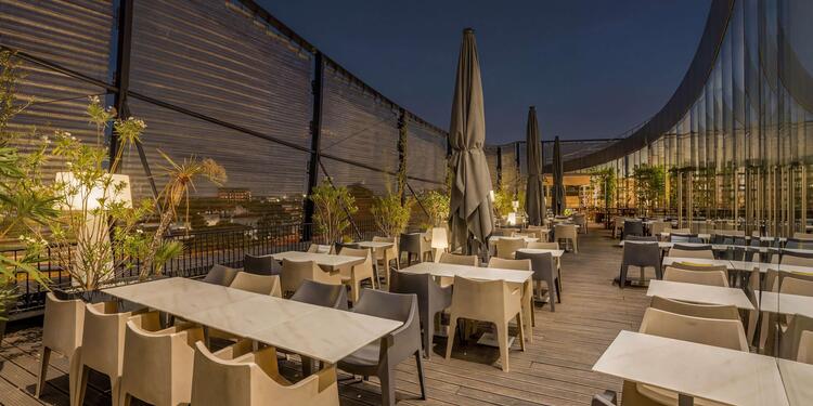 MIRA Rooftop, bar
