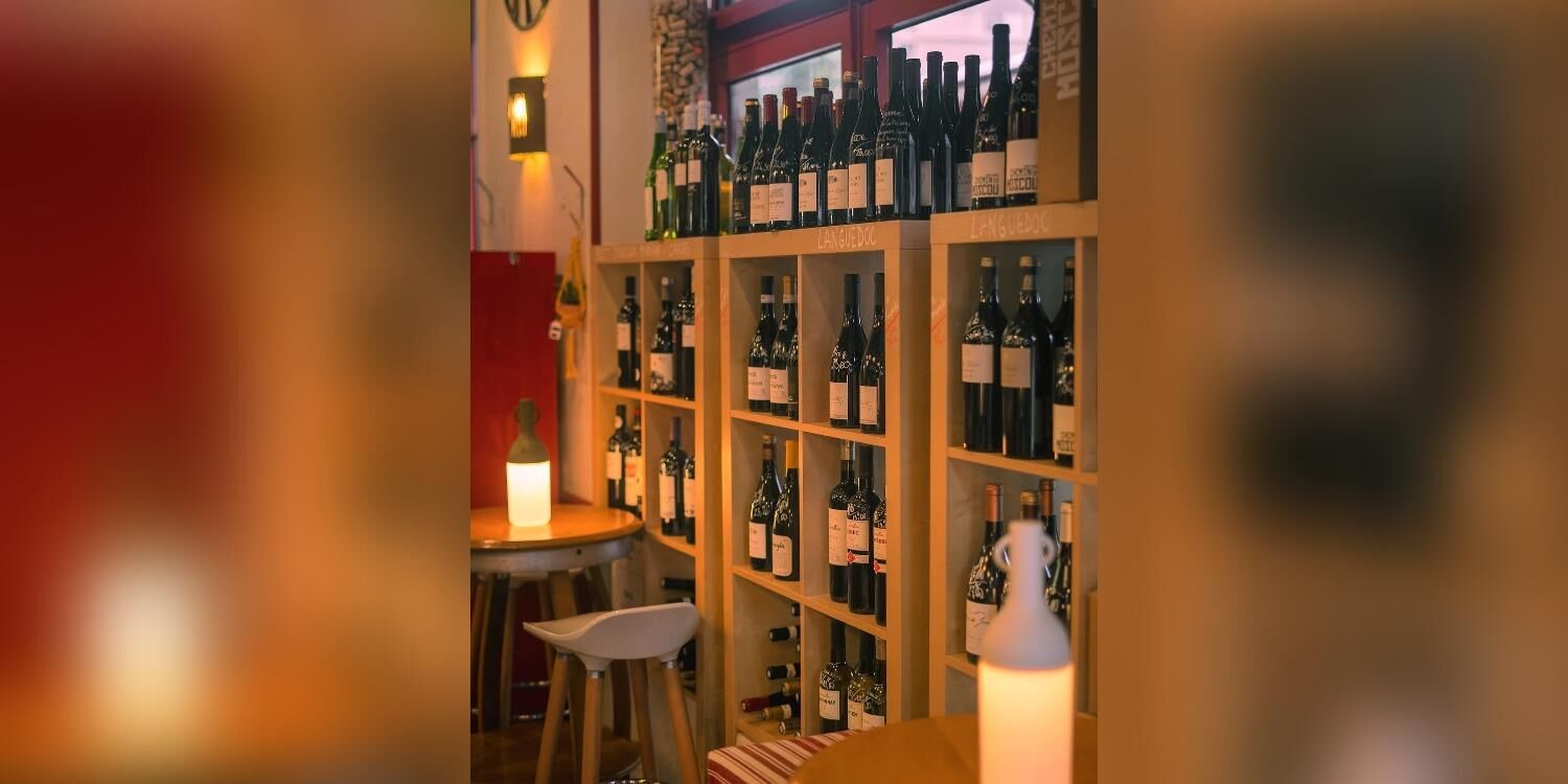 Influences Southwest, bar