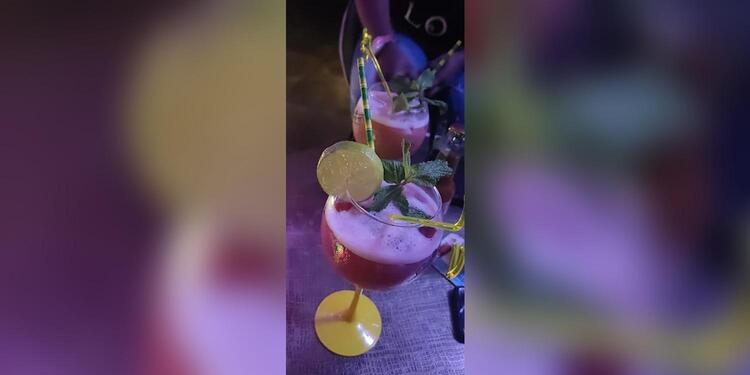 Wasafi, bar