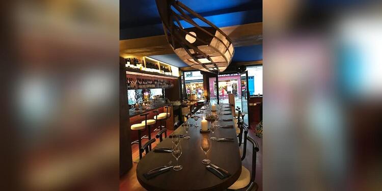 La Cale, bar