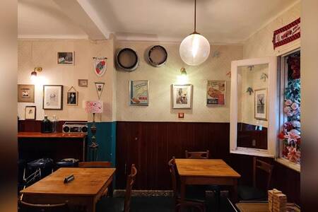 The Beer Garden Tap Room Saloon, Bar Madrid Trafalgar #0