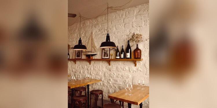 Le Siffleur de Ballons, bar