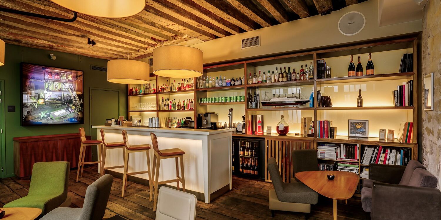 Jules & Jim, bar