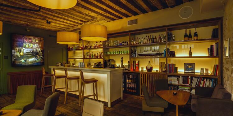 Jules & Jim, bar