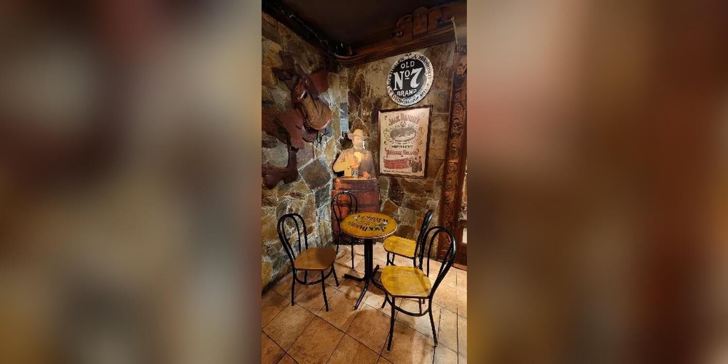 L'Oncle Jack Music  Cocktail Bar, bar