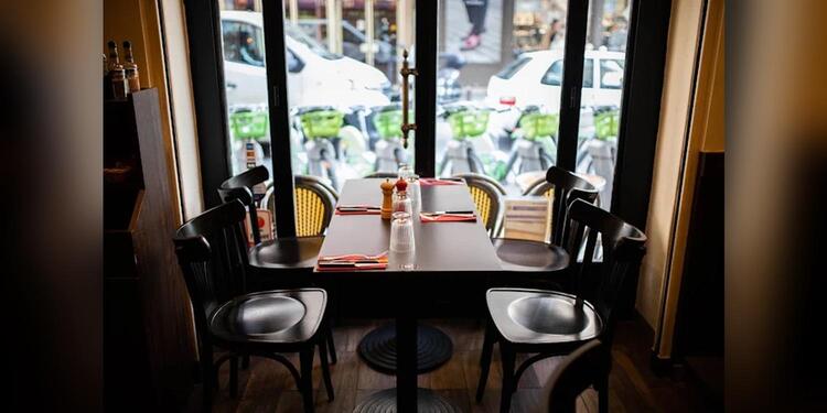 Le Huit, bar