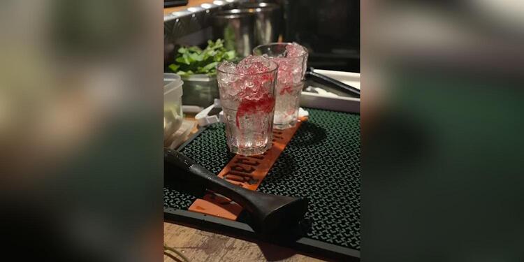 SUMMUM Nightbar, bar