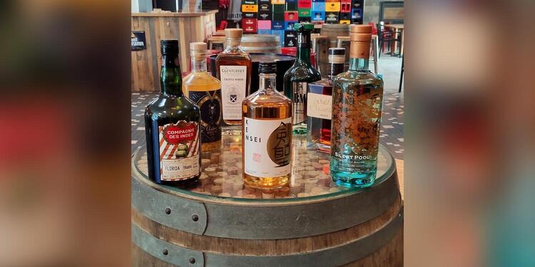 Little Barrel, bar