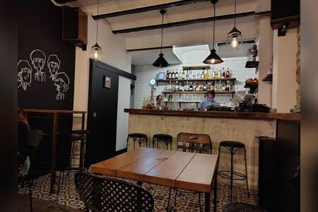 The Fantastic Yellow Dragon / Hi-Fi Creative Bar, Bar Barcelona Gràcia #0