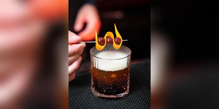 Bar F-Sharp, bar
