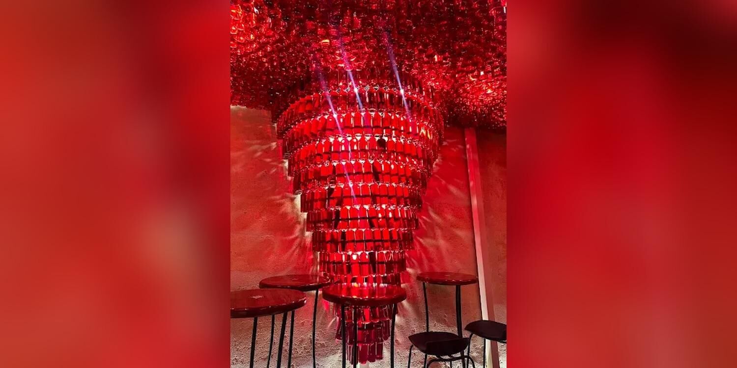 Piana Vyshnia, bar