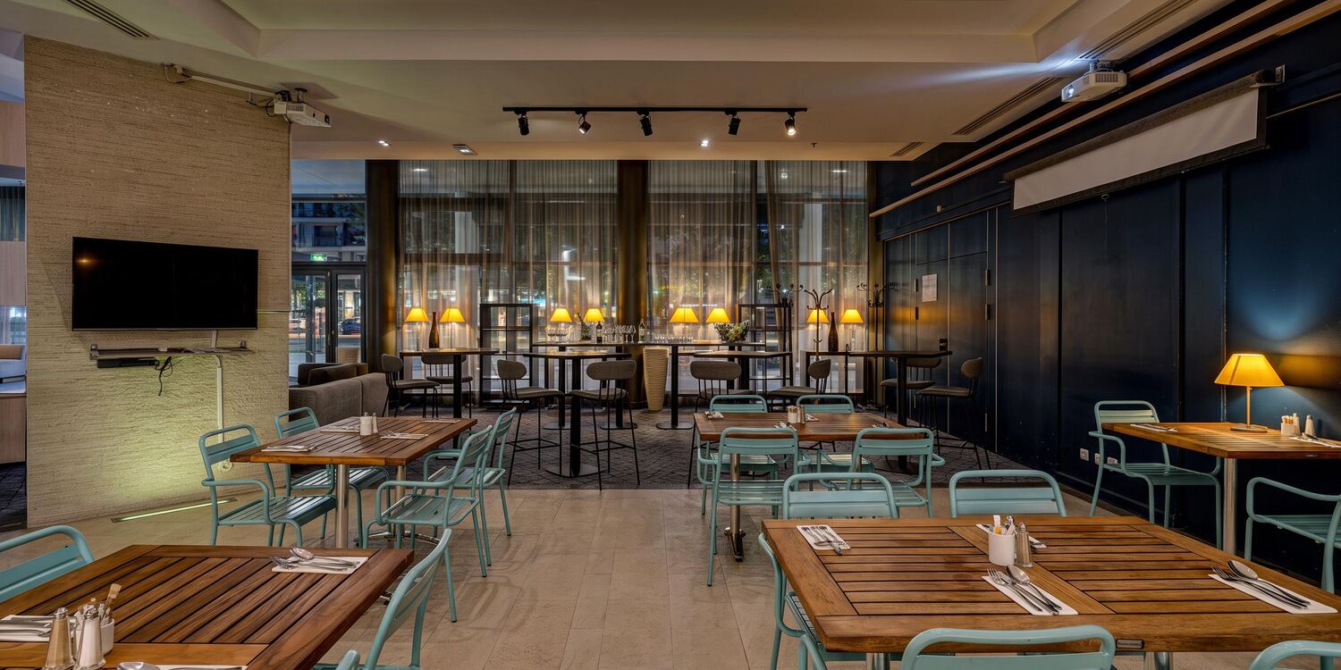 Courtyard Kitchen & Bar - Restaurant, restaurant
