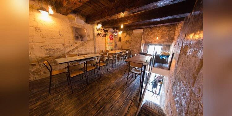 Le Petit Bistrot, bar