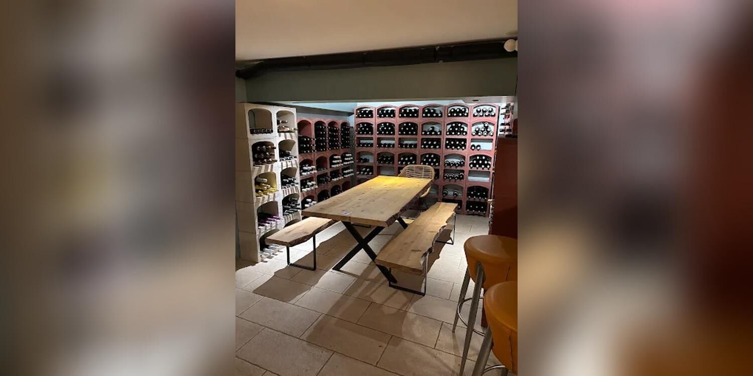 La Source des Vins, bar