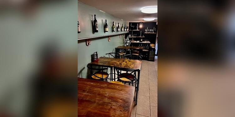 La Source des Vins, bar